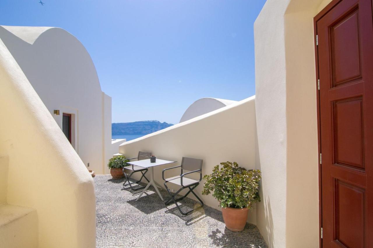 Villa Aloia Villas Santorini Two Bedroom Villa With Indoor Hot Tub Mariniou