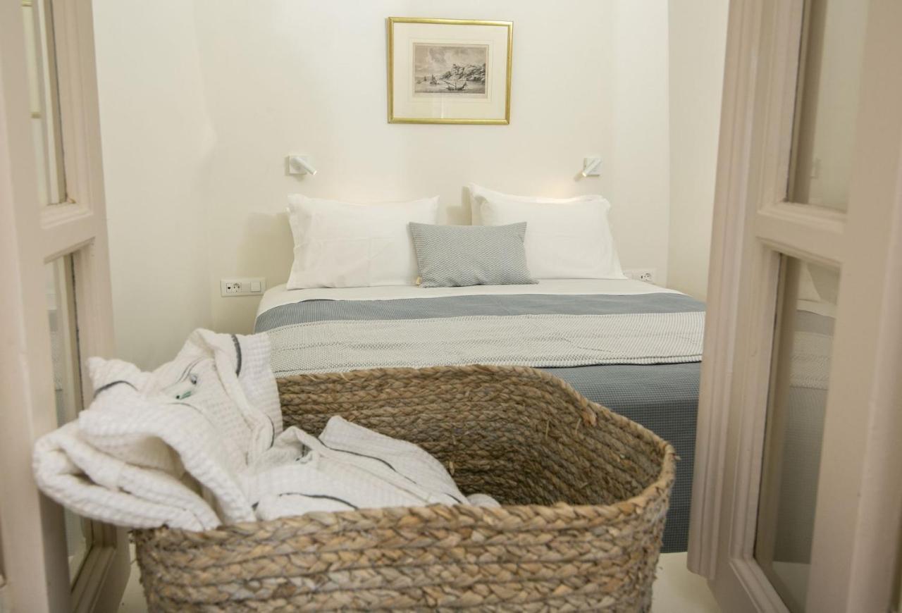 Aloia Villas Santorini Two Bedroom Villa With Indoor Hot Tub Mariniou * Oia (Santorini)