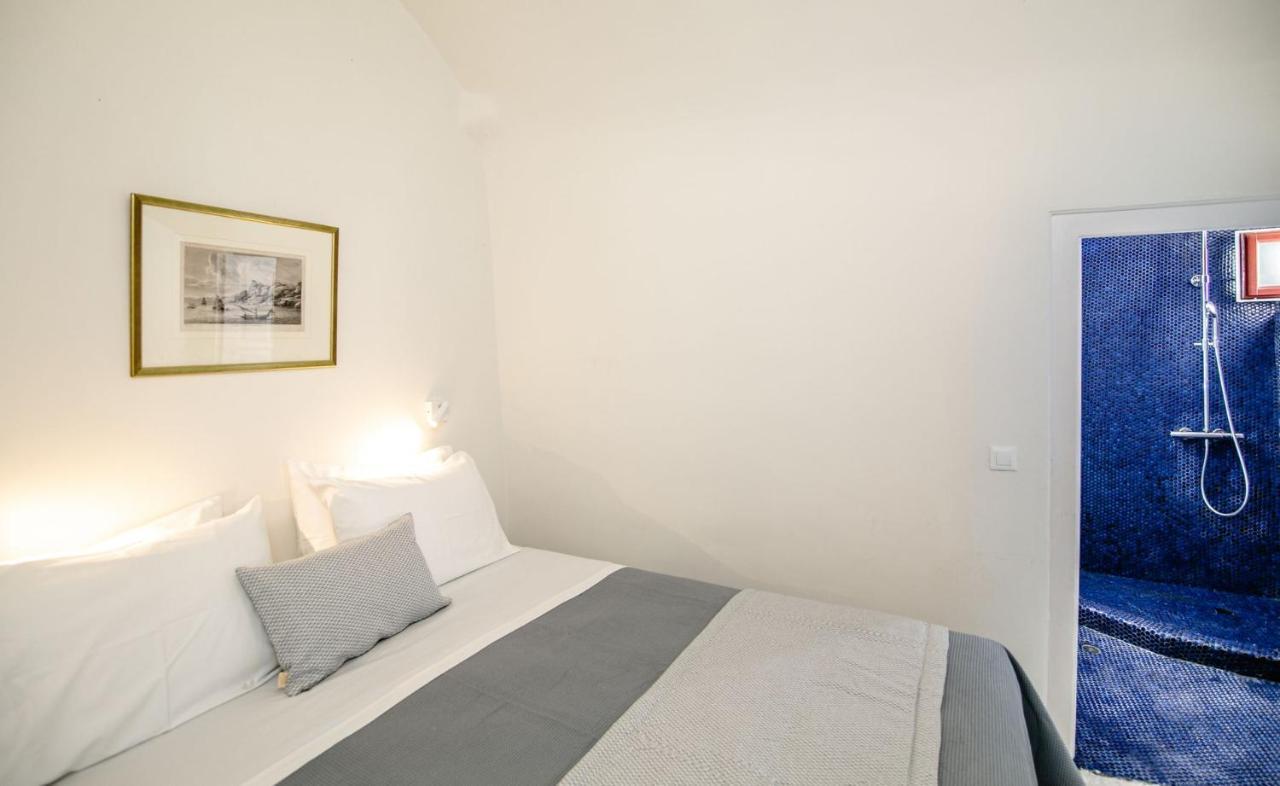 Aloia Villas Santorini Two Bedroom Villa With Indoor Hot Tub Mariniou