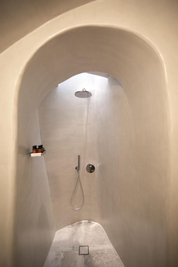 Aloia Villas Santorini Two Bedroom Villa With Indoor Hot Tub Mariniou