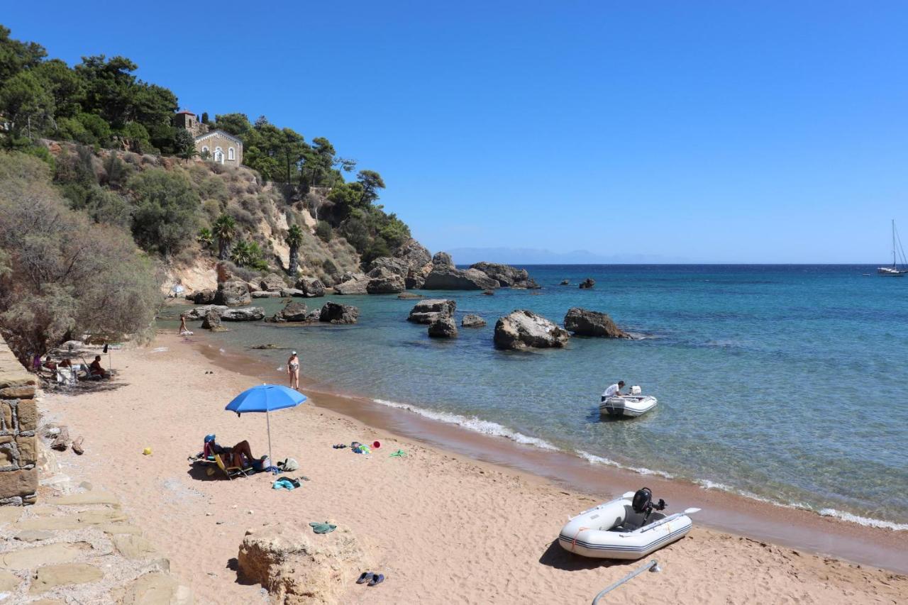 Holiday home Takis Bizos House 1 *