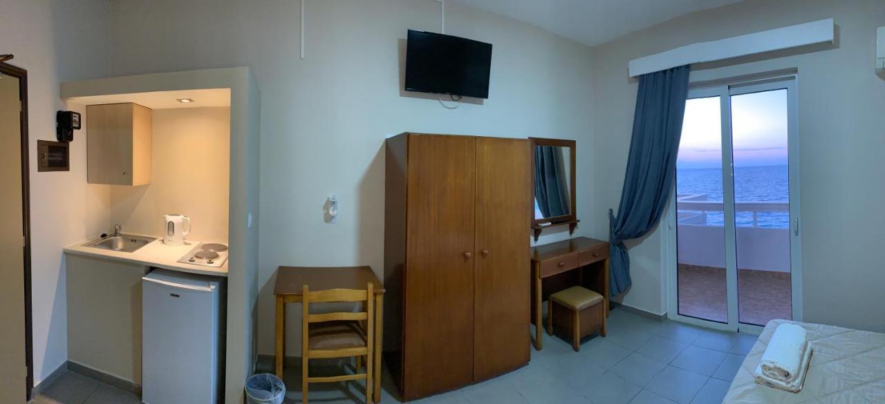 Apartment 4 Brothers