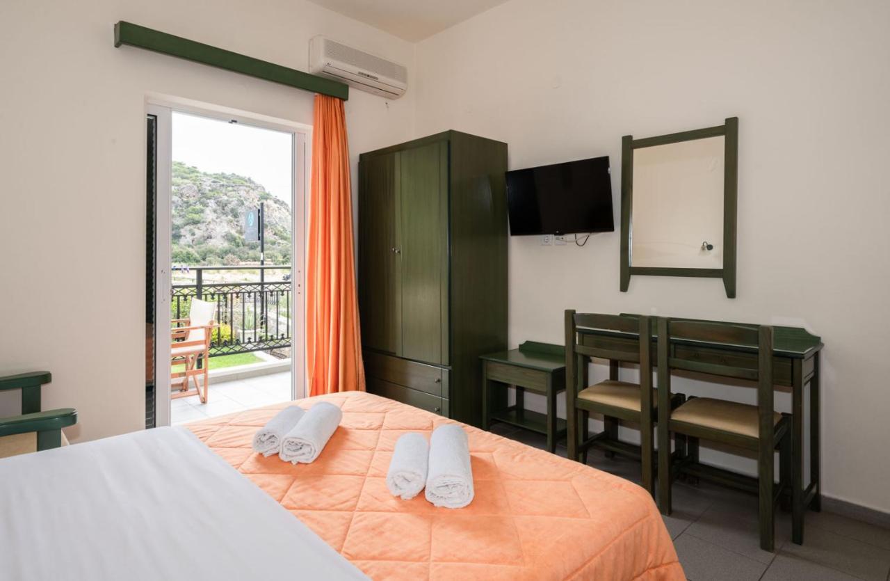 Aretousa Apartment *