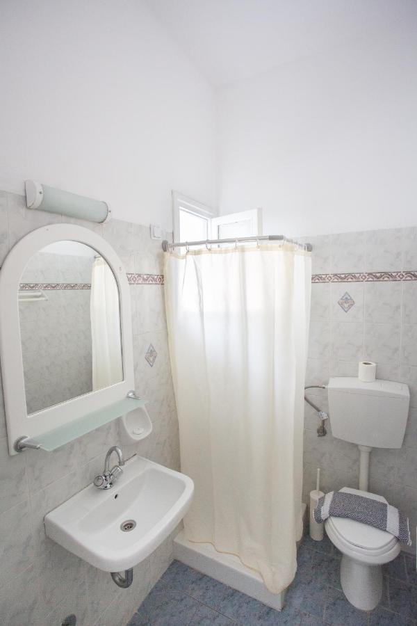Louiza Parikia (Paros)