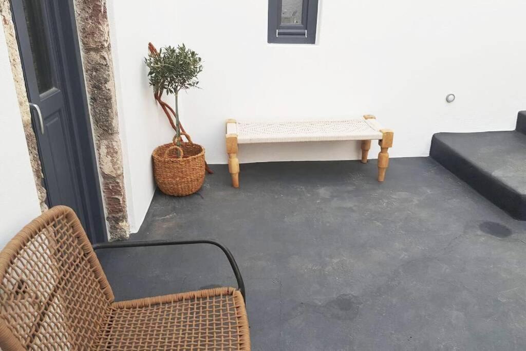 Santorini Folia Cave House With Jacuzzi Pyrgos Kallistis