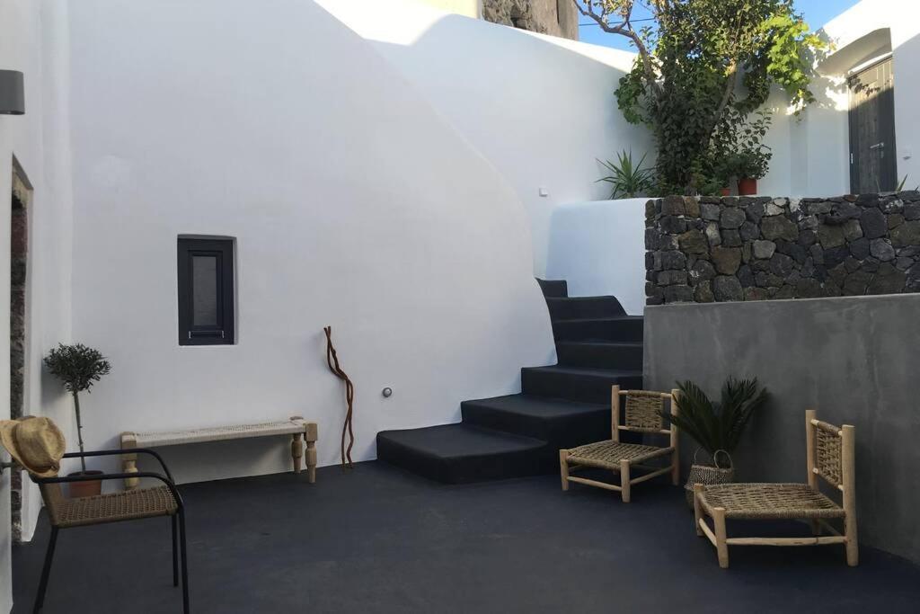 Santorini Folia Cave House With Jacuzzi Villa *
