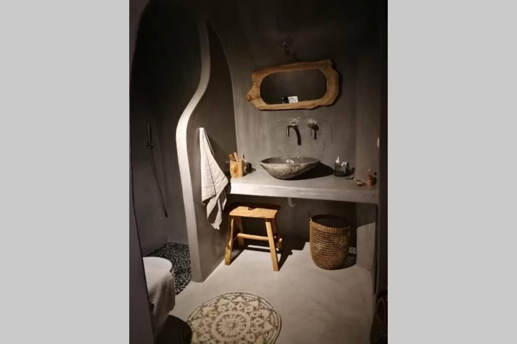 Santorini Folia Cave House With Jacuzzi Villa