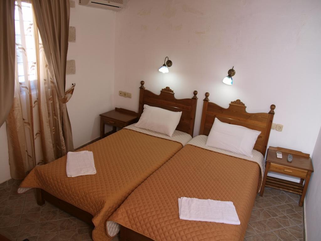 Traditional Stone Aparthotel Vafes
