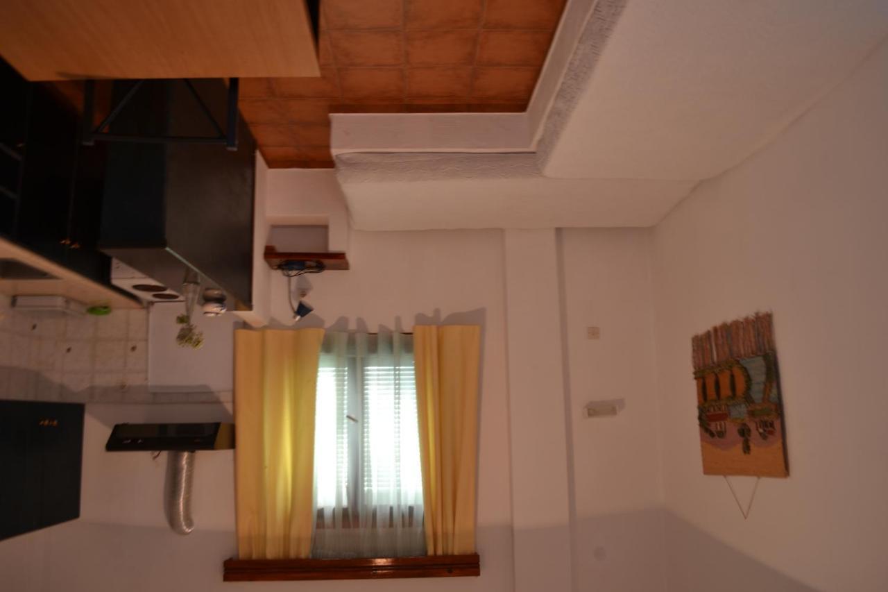 Skyros Panorama Studios Guest house 2*