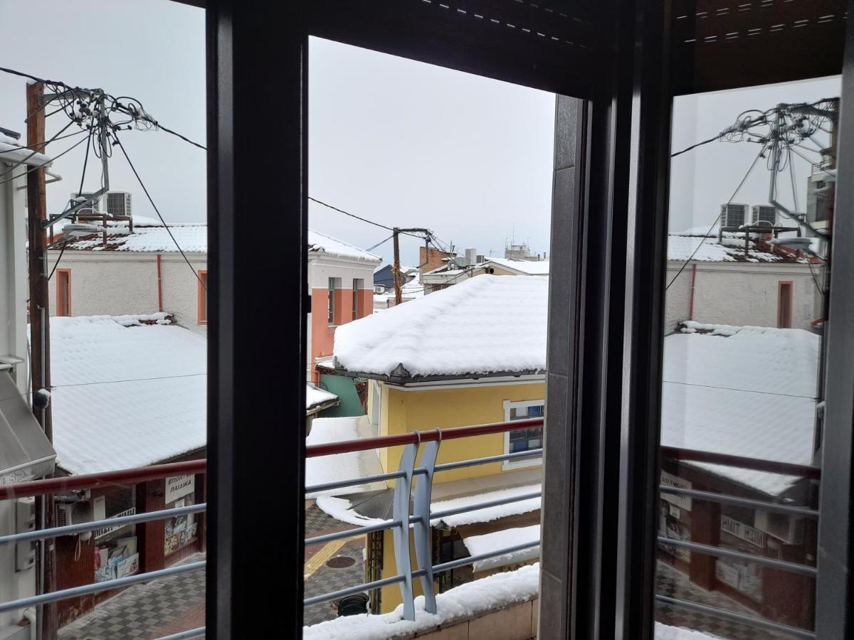 Exantas The Lux-veria Apartment