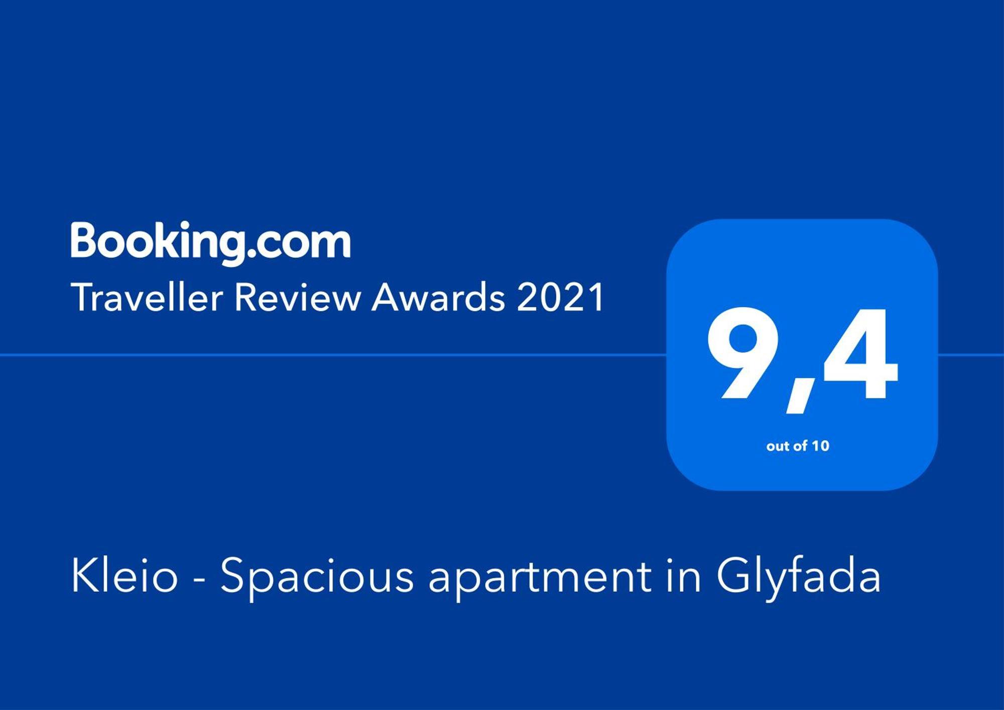 Kleio - Spacious In Glyfada Apartment Athens