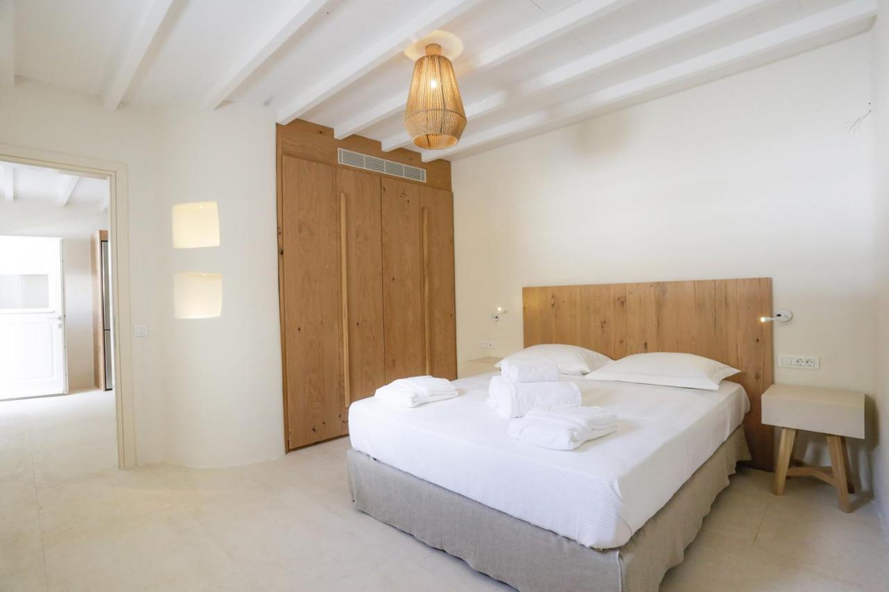 Veneta Mykonos *
