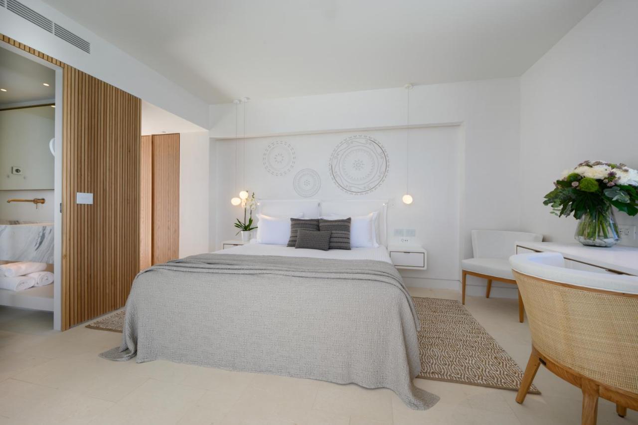 The Island Concept Luxury Boutique Heated Pool