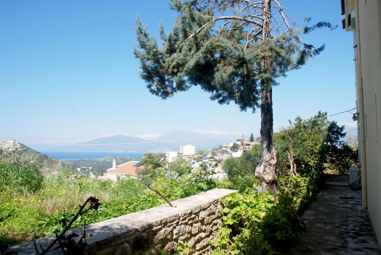 Eleni Apts Aparthotel Kamilari