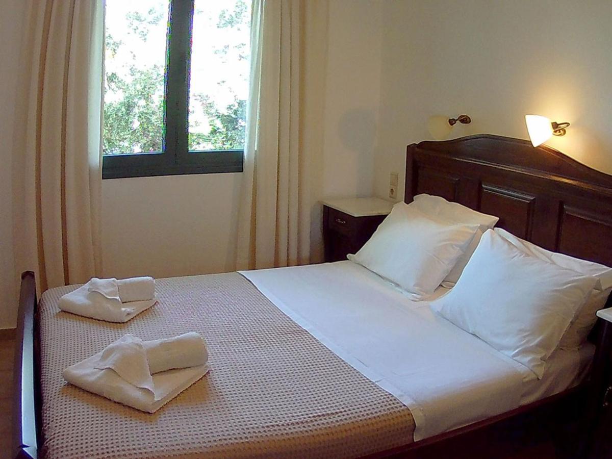 Eleni Apts Aparthotel Kamilari