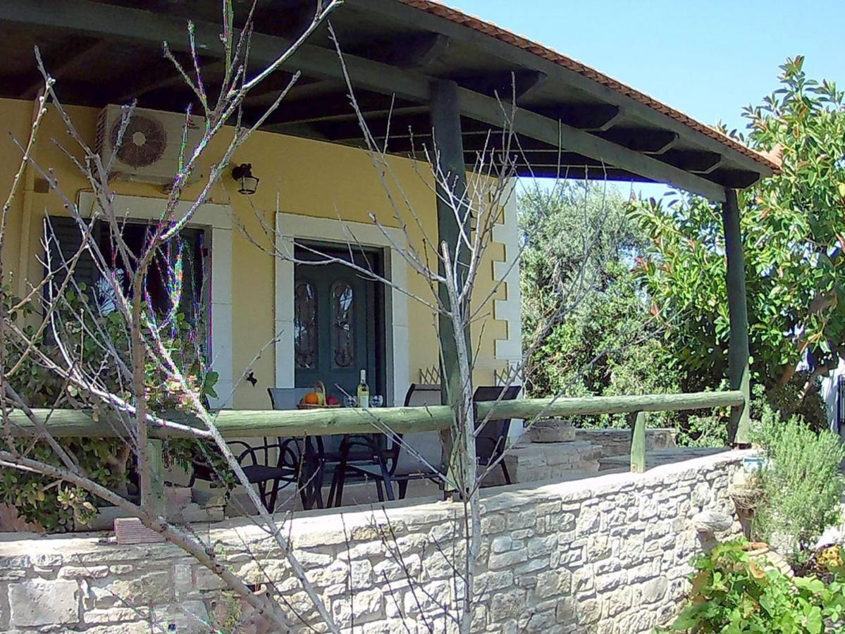Eleni Apts Kamilari