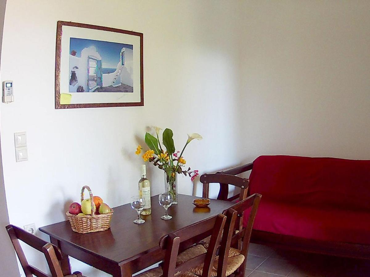 Eleni Apts Aparthotel