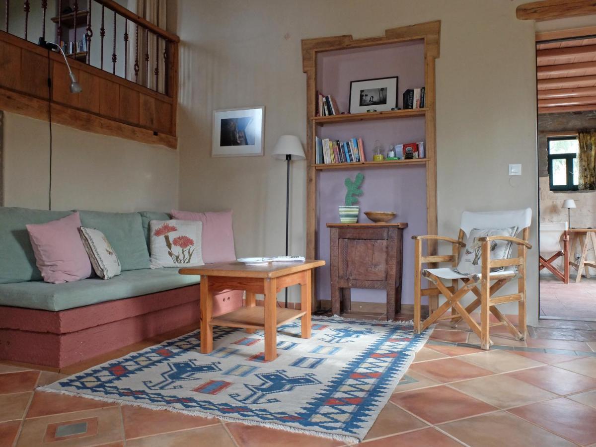 To The Garden Country house Aliki (Paros)