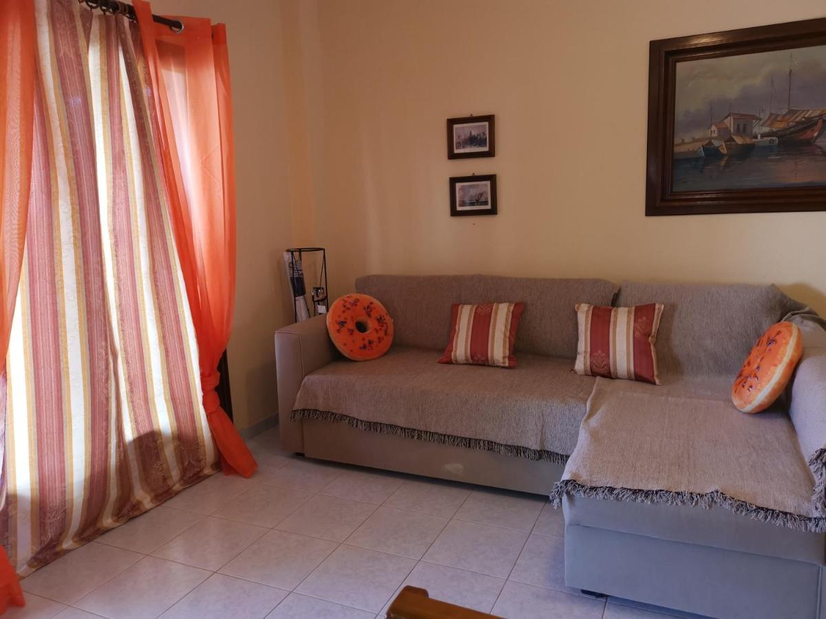 Apartment Orange_blue_аpartment N2 Near Sea