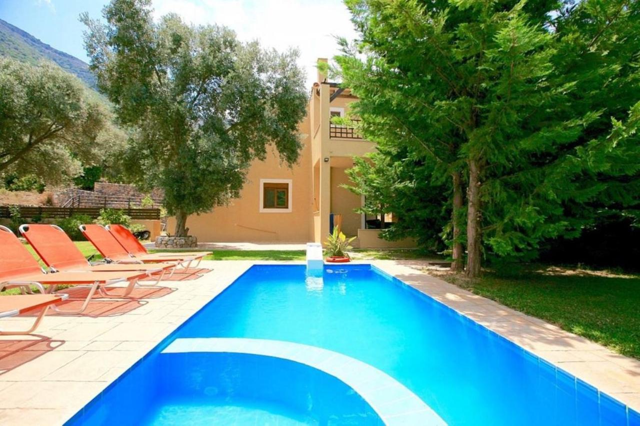Uphoria Villa