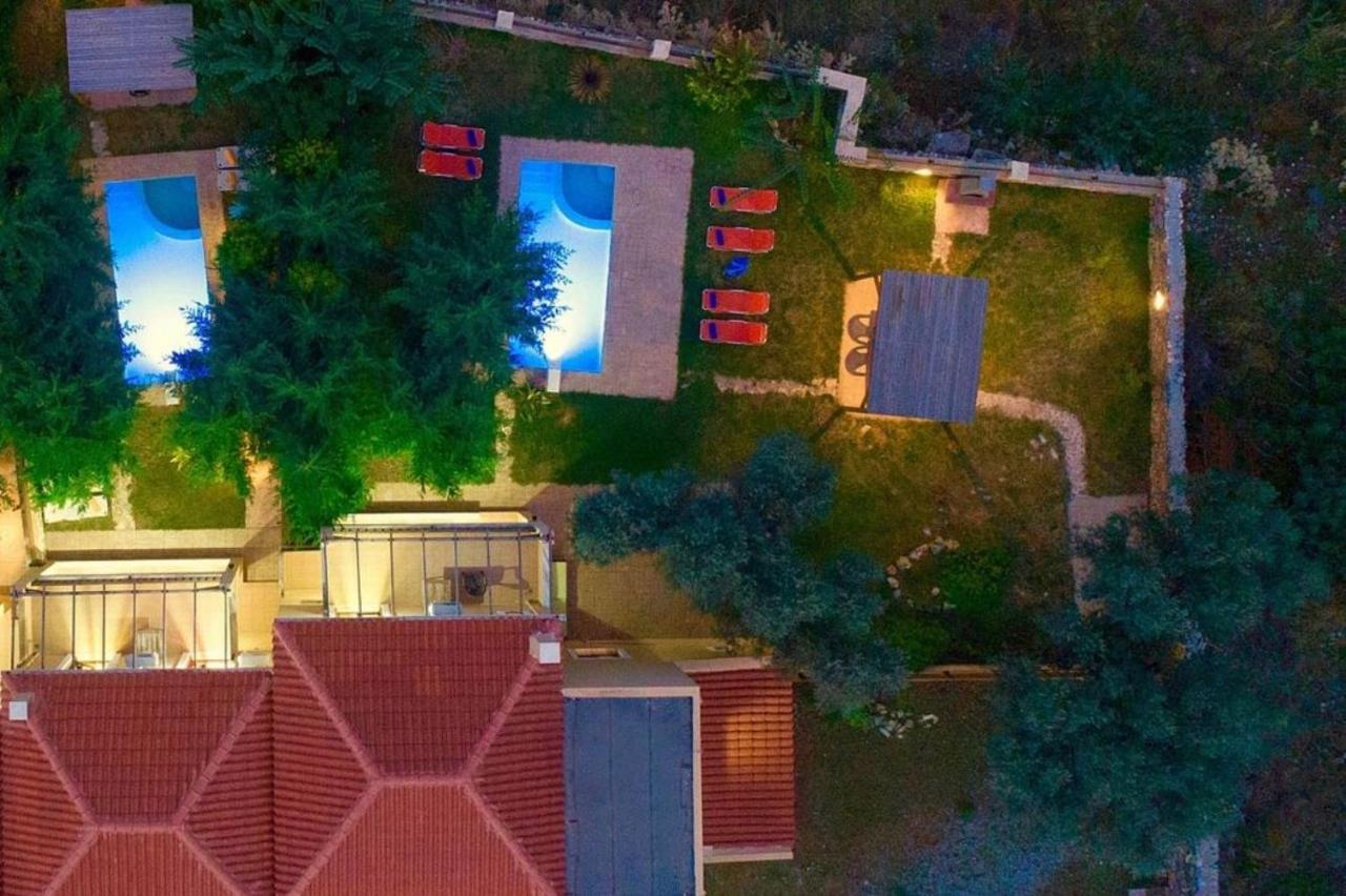 Uphoria Villa *