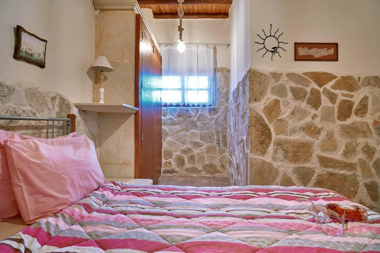 Evenos Of 3 Bedrooms - Irida Of 2 Bedrooms With Private Pools * Elafonisi