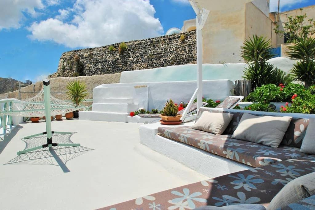 Cavern House Anthea Villa