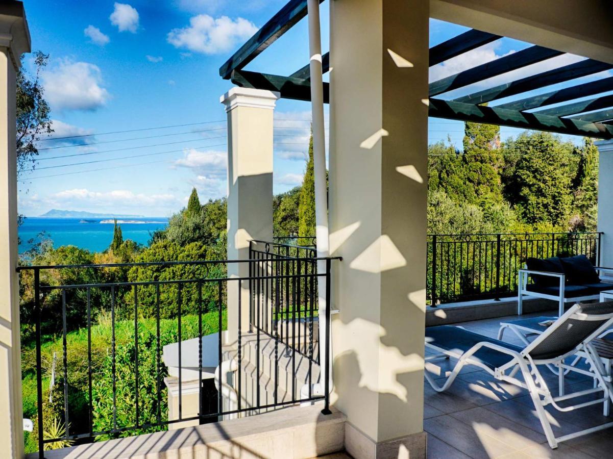 - 3 Minutes From The With Heated Eco-pool And Sunset View Afionas