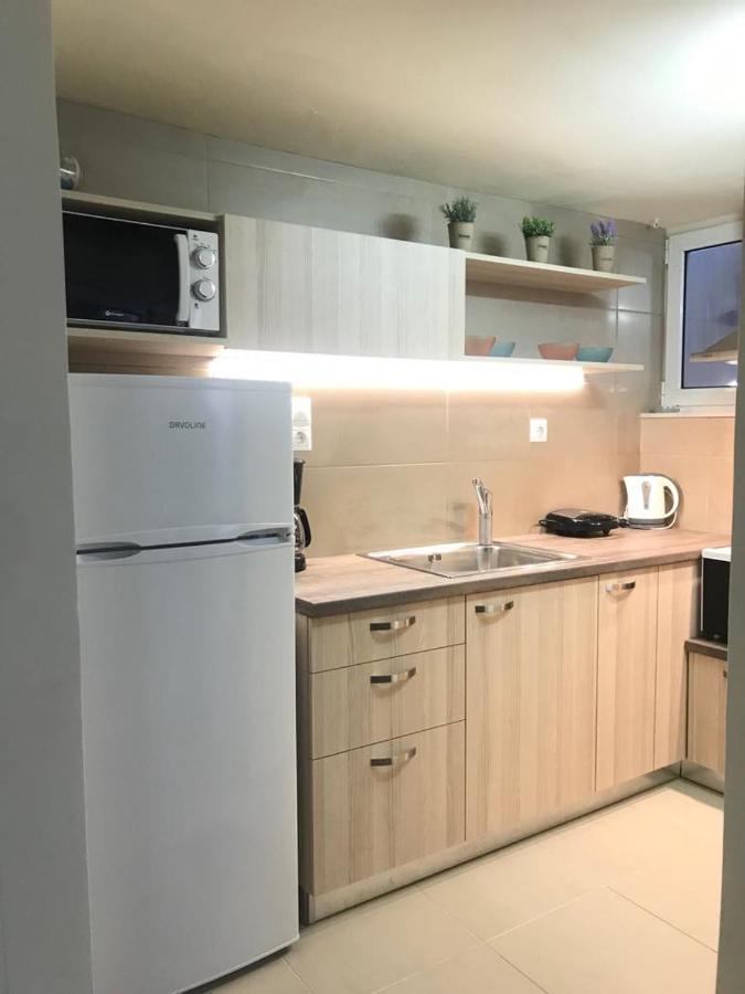 Lily Of Crete 2 - Sea & Front Apartment *