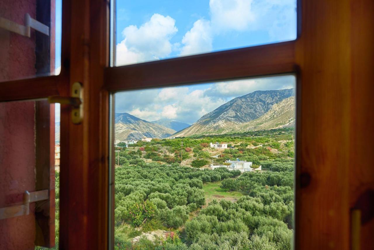 Evenos Of 3 Bedrooms - Irida Of 2 Bedrooms With Private Pools Holiday home Elafonisi