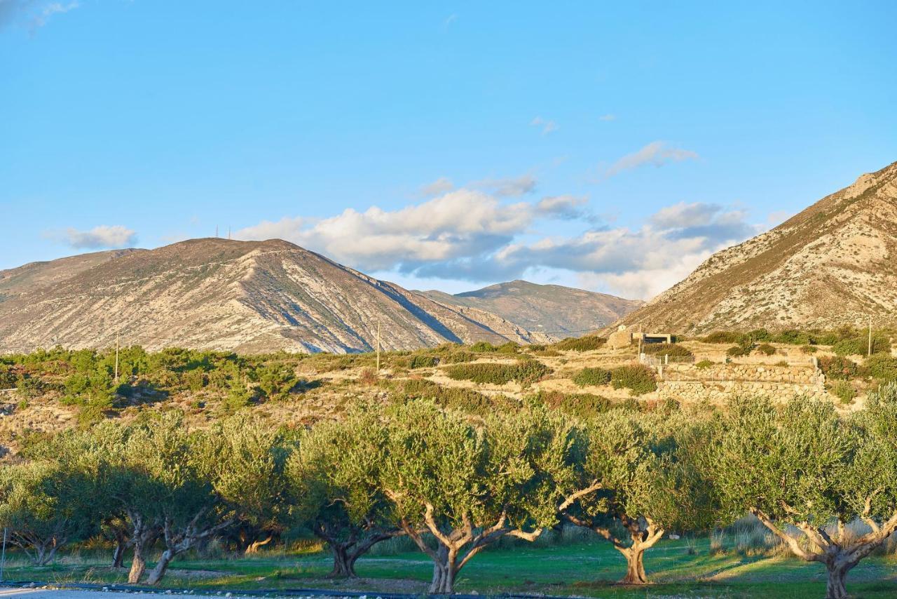 Evenos Of 3 Bedrooms - Irida Of 2 Bedrooms With Private Pools Elafonisi