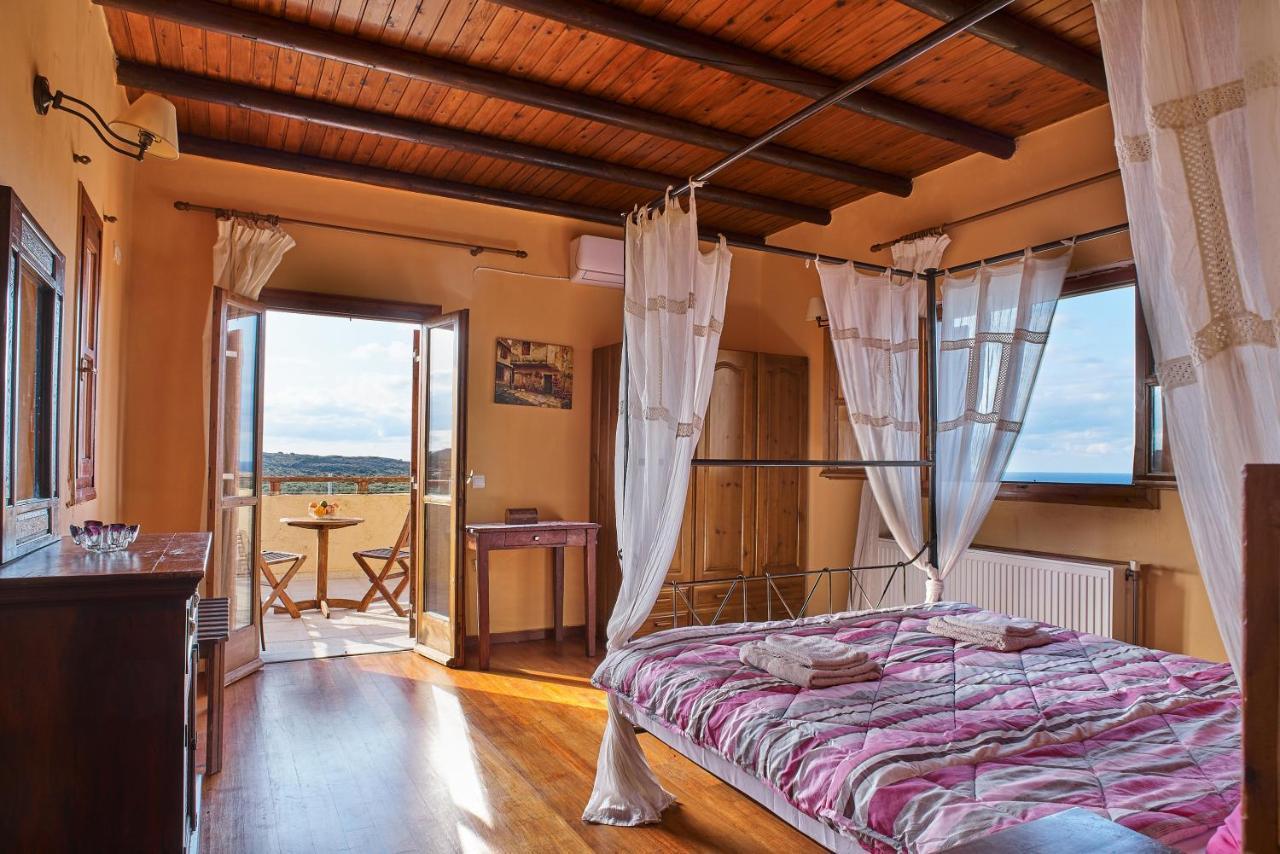 Evenos Of 3 Bedrooms - Irida Of 2 Bedrooms With Private Pools Holiday home