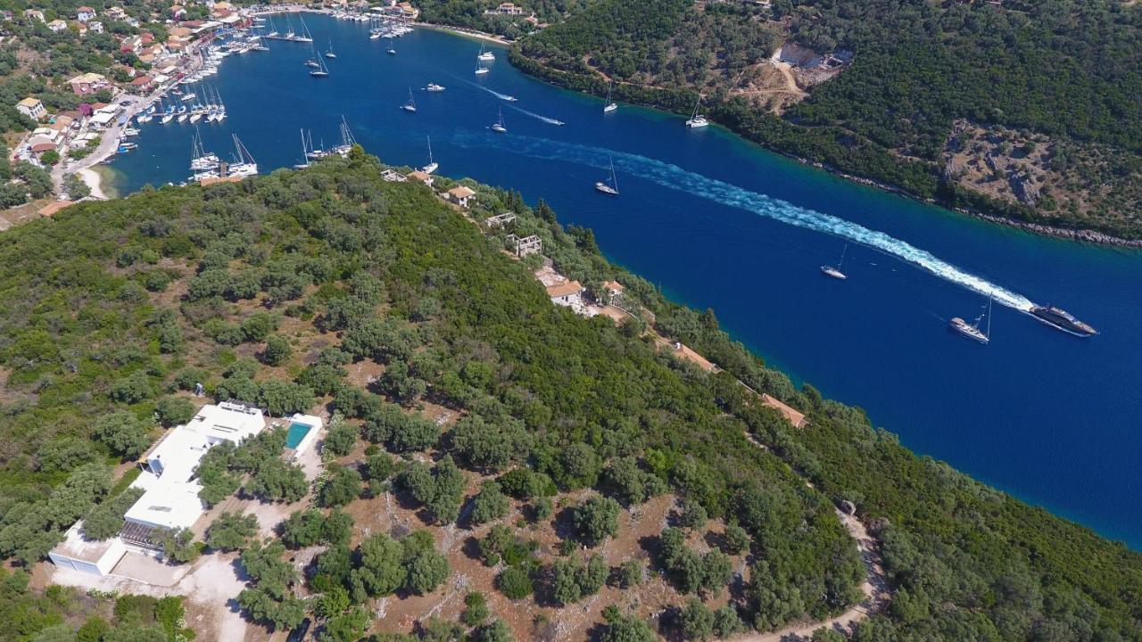 Mavrades Sivota (Lefkada)