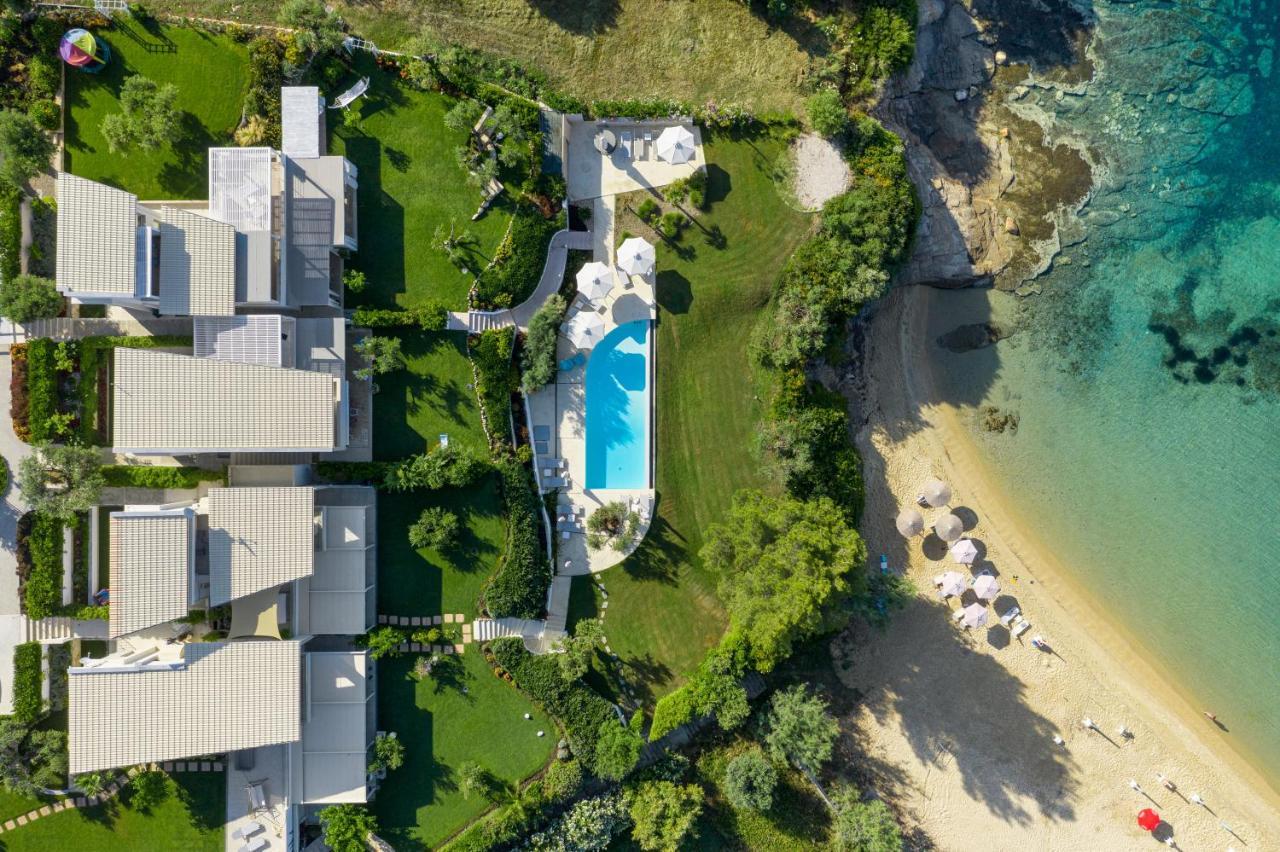 Akti Beachfront Chalkidiki Villa *