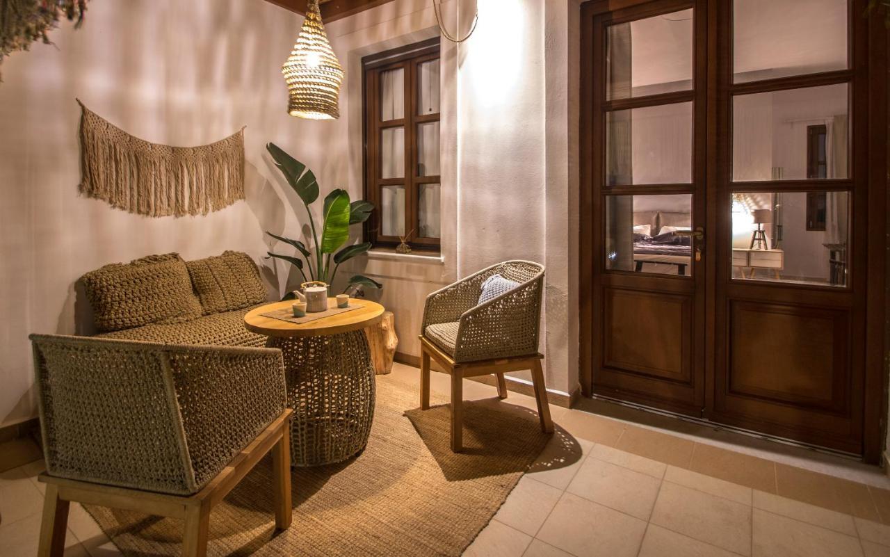 Syros Wellness Luxury Finikas (Syros)