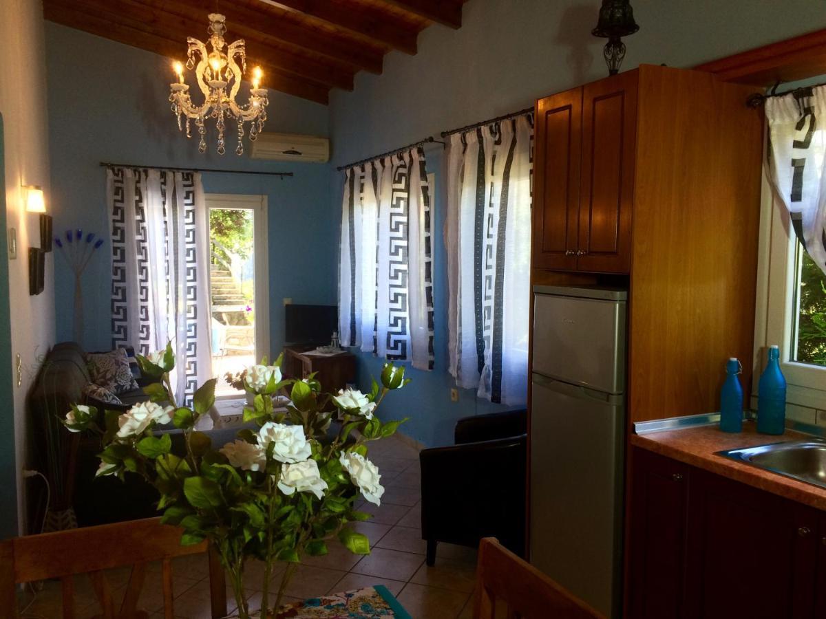 Villa Ermones Sapphire Vatos
