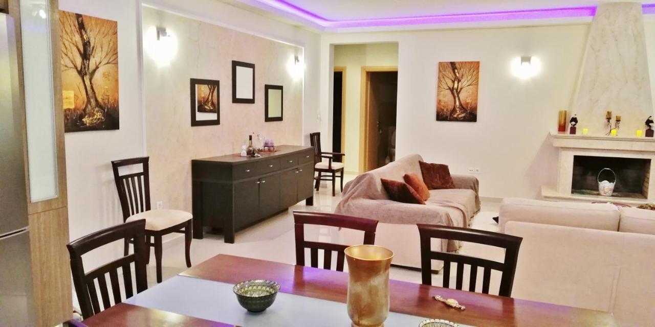 Oikonomou Luxury Villa