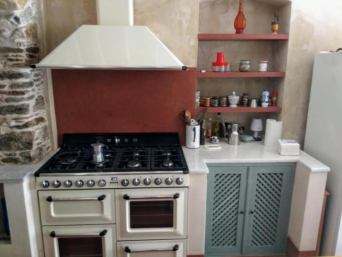Maria-syros * Ermoupoli
