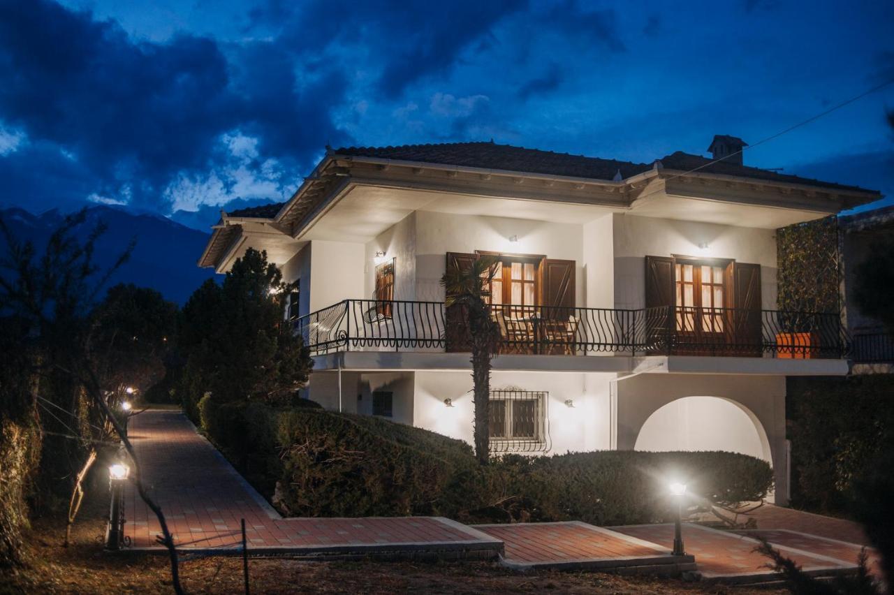 Mythic House Villa *