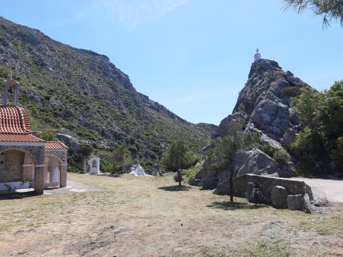 Vagelis * Mourteri
