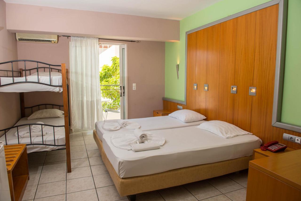 Mojo Hotel 2*