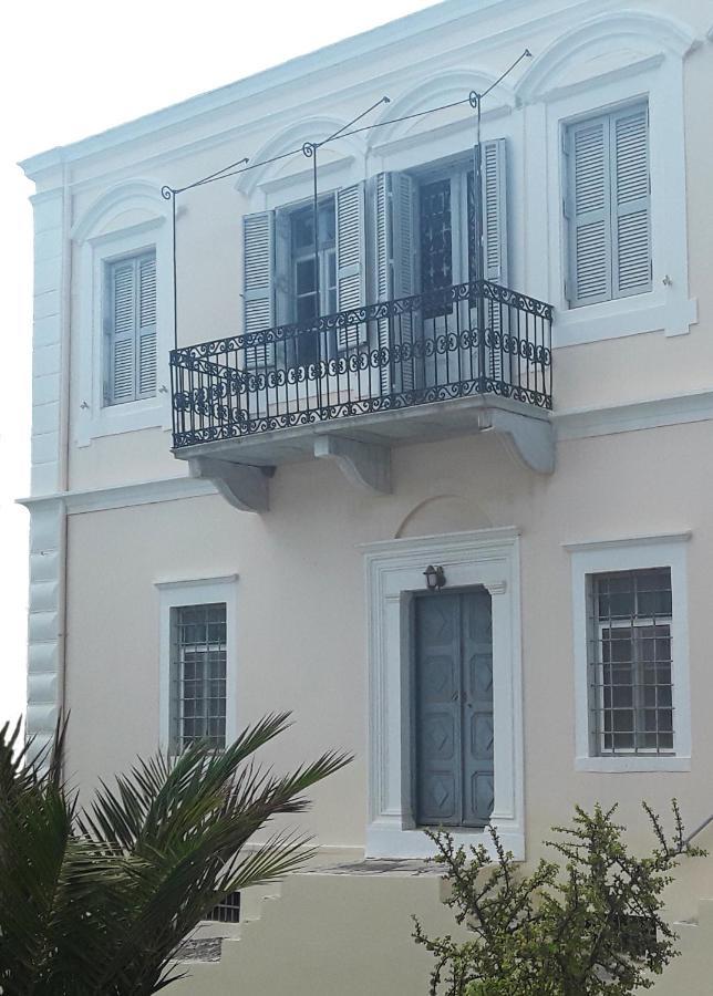 Port House Apartment *