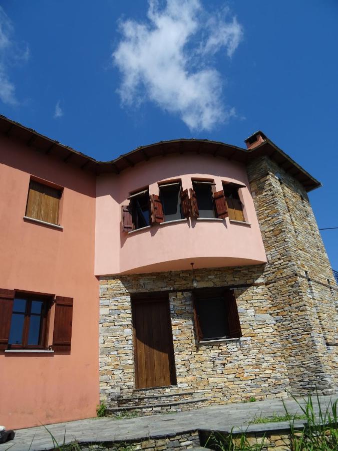 Villa Homer's *