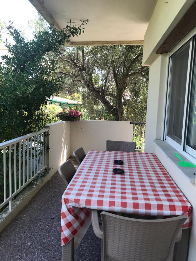 Stefani With A Sea View Terrace! Apartment *