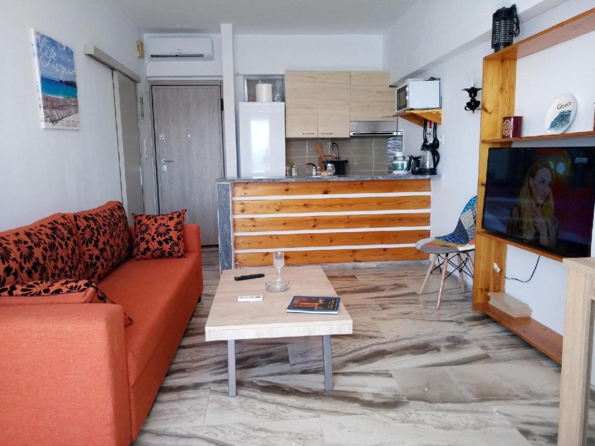 Apartment Atlas With Private And Seaview