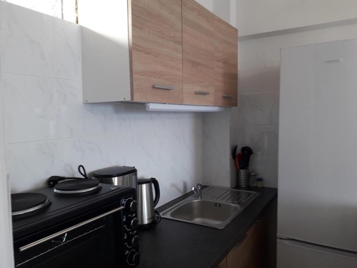 Atlas With Private And Seaview * Loutraki (Corinthia)