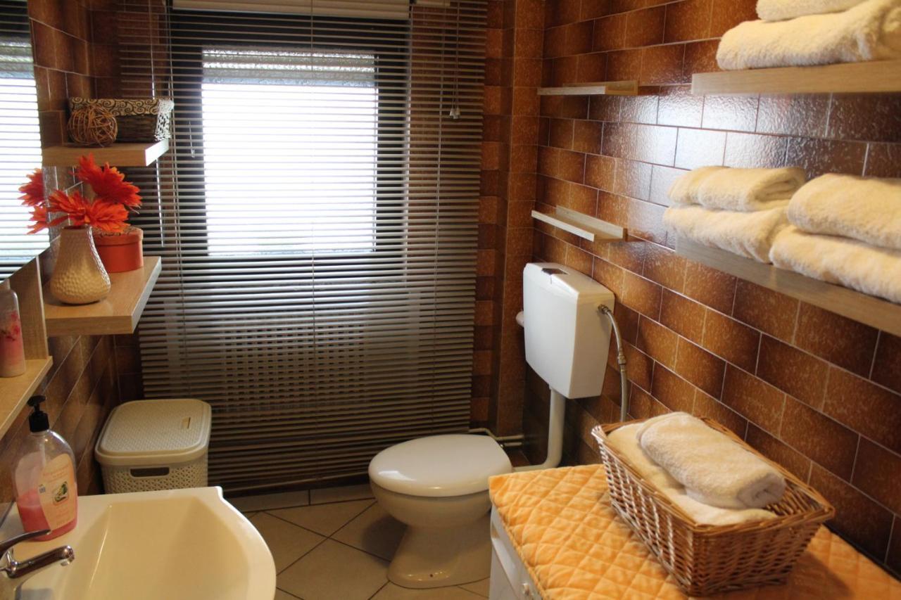 Apartment Sapphire & Ivory Luxury -