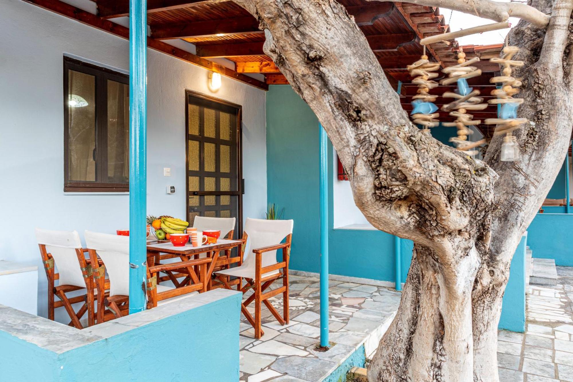 Secret Summer Havens - Perfectly Secluded Getaways Vasilitsion