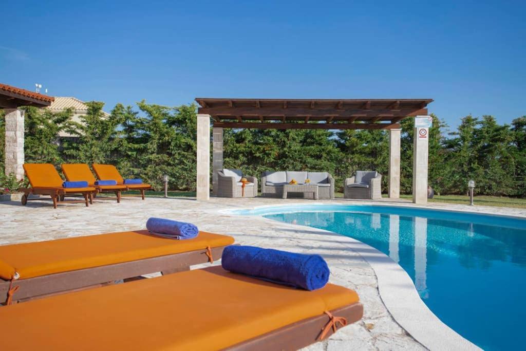 Helios Villa *
