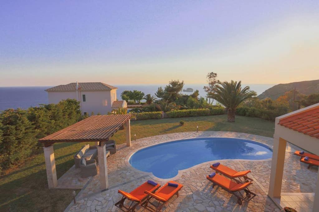 Helios Villa *